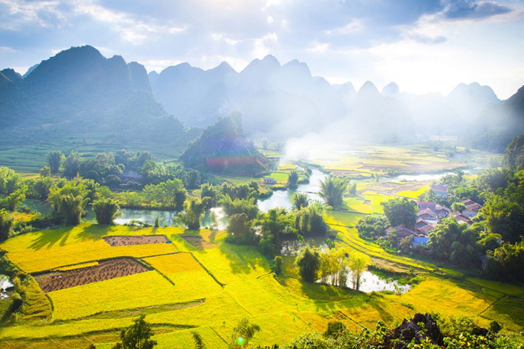 mountains in northern vietnam