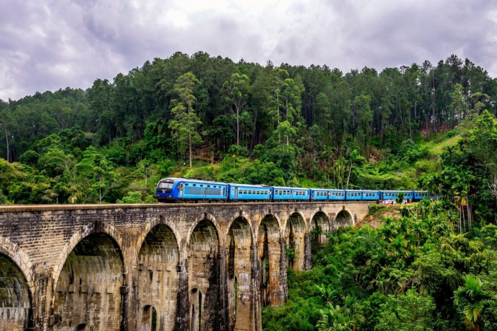 train going over a bridge in sri lanka