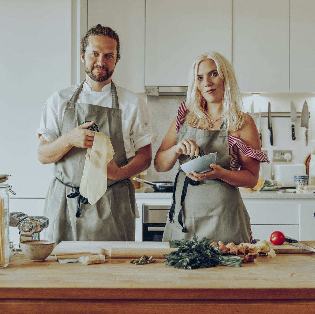 Oli & Flo image