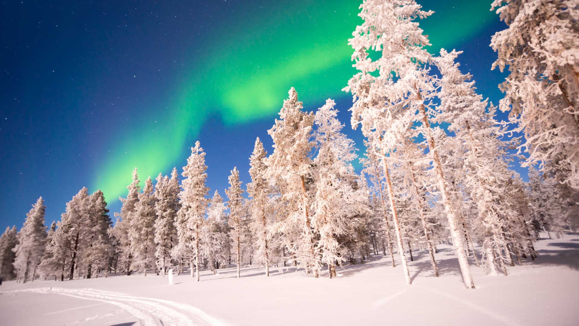 Where to see the Northern Lights in Finland image