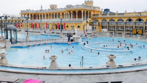 hot baths in budapest