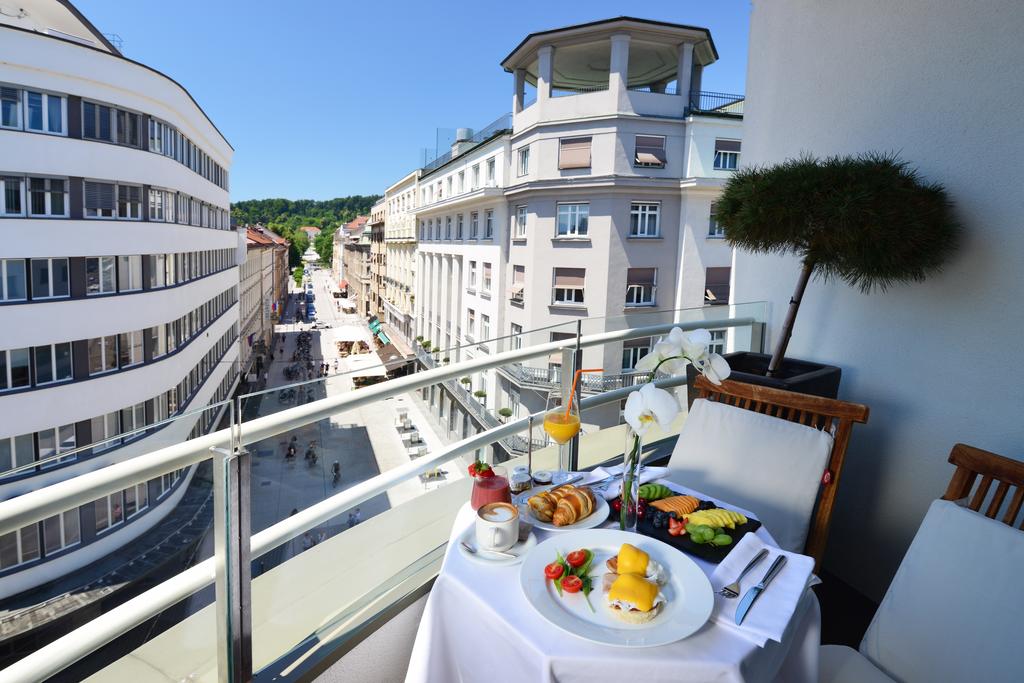 Ljubljana Hotel Slon balcony