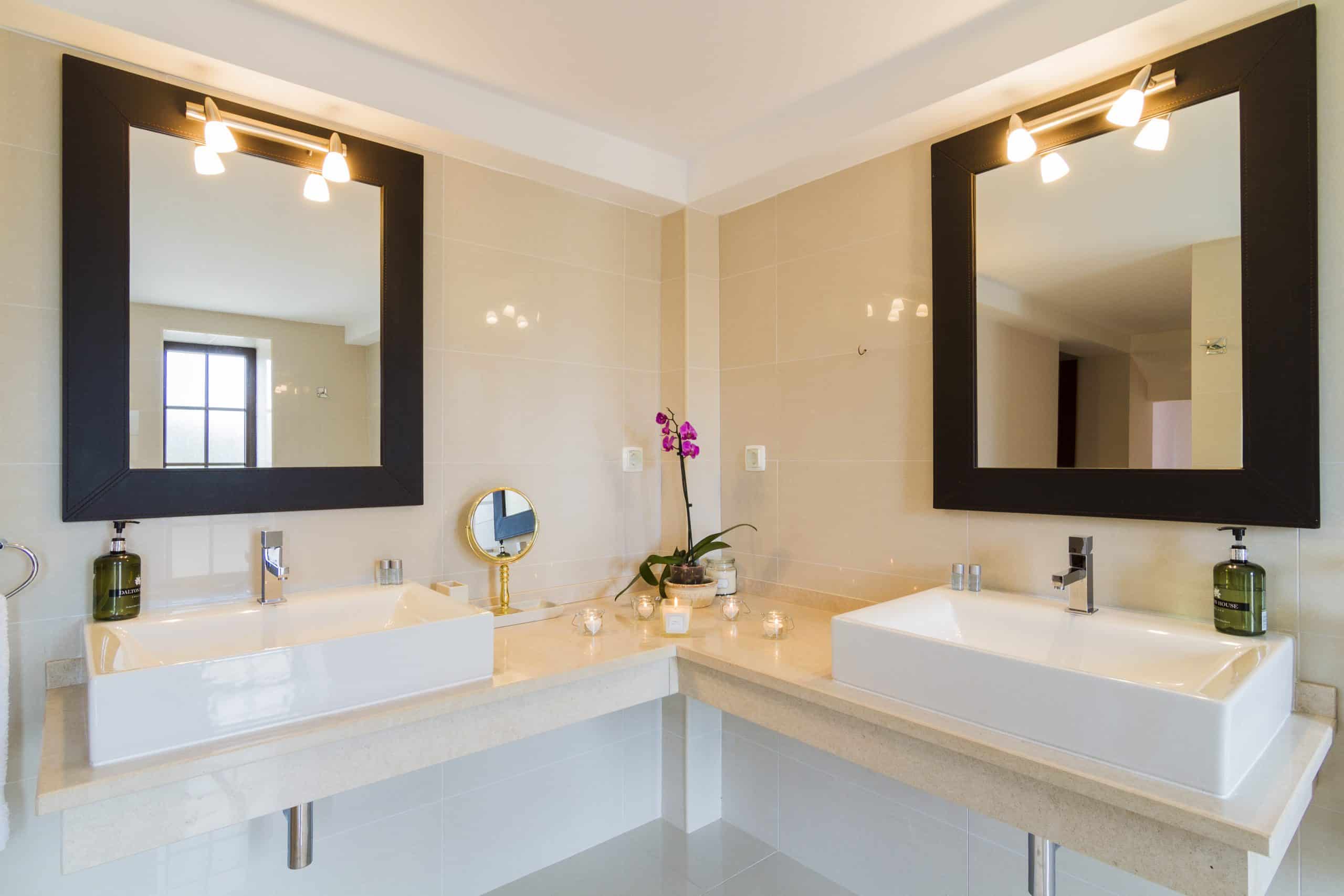 Main Room Ensuite