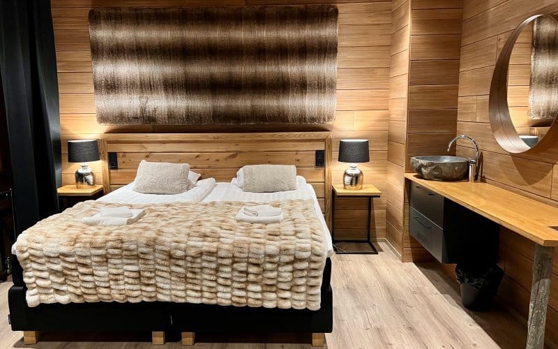 Arctic Suite
