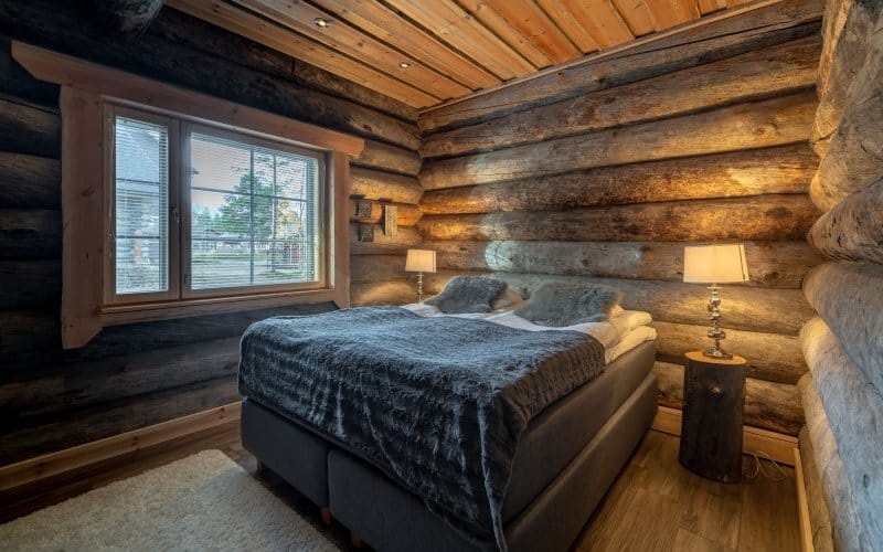 Log cabin Kasari