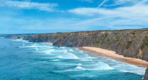 Image of the coast in Aljezur