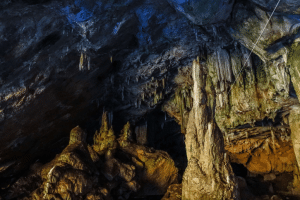 Dragon cave temple in Thailand