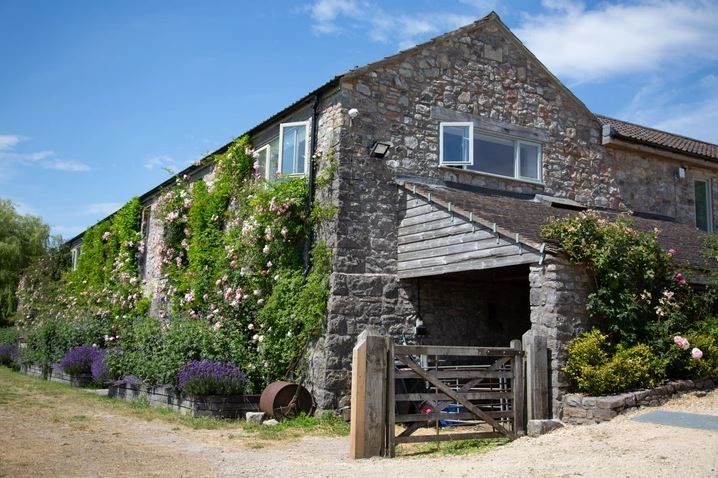 farmyard cottage in somerset