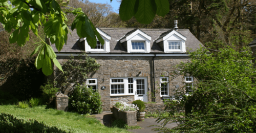Swallow House Retreat image