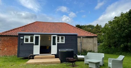 Shepherds Hut for Two with Hot Tub image