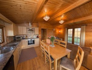 Kingfisher Log Cabin With Private Hot Tub image