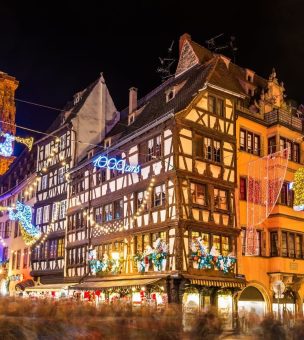 What to Eat at French Christmas Markets image