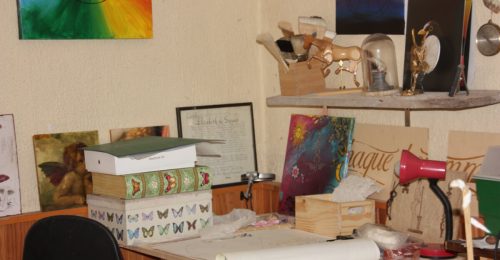 Paper Making Retreat in South France image