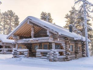 3 Night Festive Adventure in Nellim for Larger Groups image