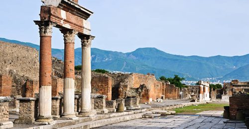 Pompeii Off the Beaten Track image