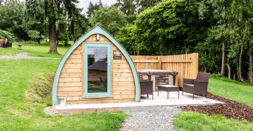 Shropshire Hot Tub Retreat image