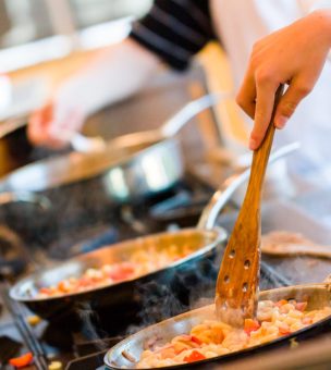 Five Irresistible Culinary Escapes for Food and Wine Enthusiasts image